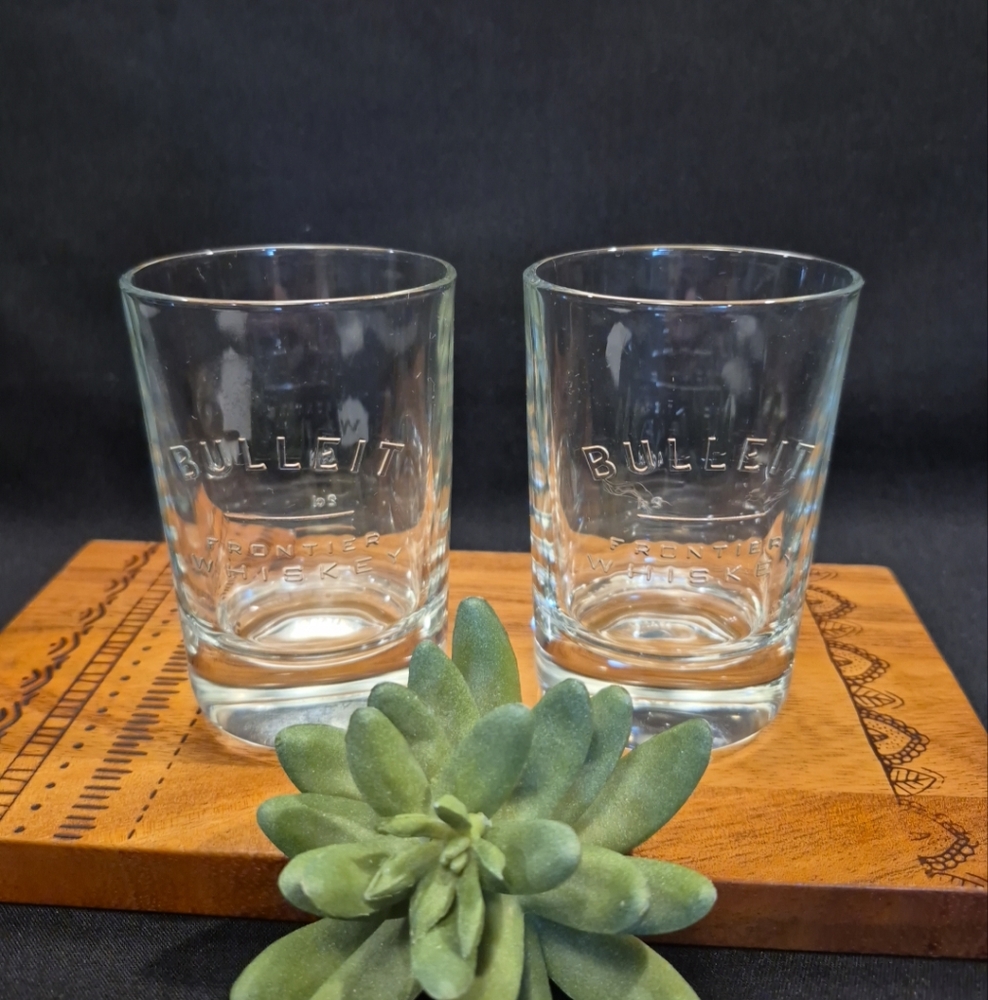 Bulleit Frontier Whiskey Tumbler Sipping Glasses Set of 2 - NEW